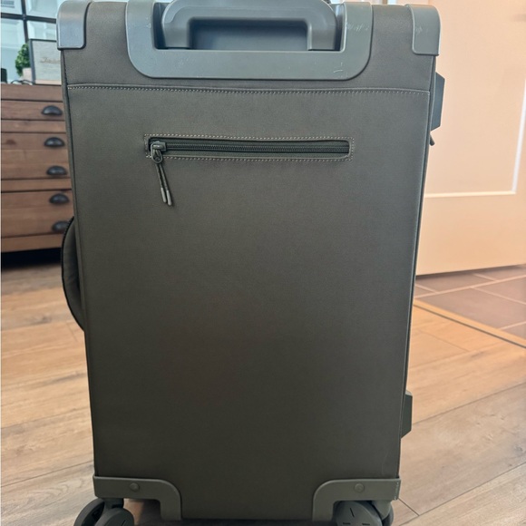 Dagne Dover Larger Seattle Carry-On - Picture 4 of 9